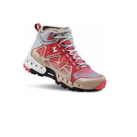 ABBIGLIAMENTO E SCARPE