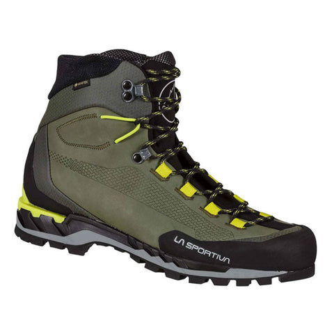 ABBIGLIAMENTO E SCARPE