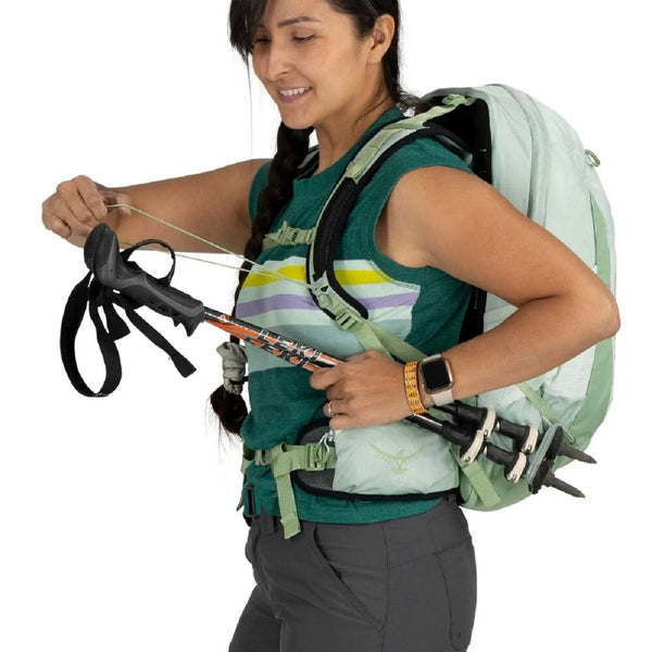 OSPREY TEMPEST 22 ZAINO 22 LITRI DA TREKKING E HIKING CON SCHIENALE CORTO - DISPONIBILE IN 2 COLORI