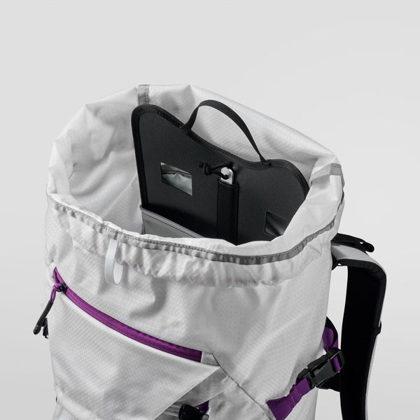 LA SPORTIVA GRANITE 32 ZAINO 32 LITRI DA ALPINISMO E SCIALPINISMO - DISPONIBILE IN 2 COLORI