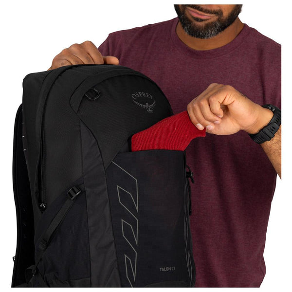 OSPREY TALON 22 ZAINO 22 LITRI PER TREKKING/BIKE - DISPONIBILE IN 2 COLORI